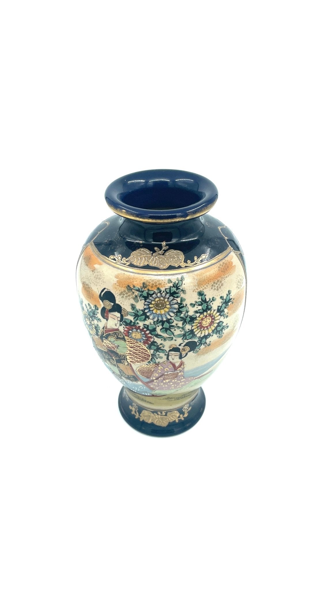 Japanse Satsuma Blauwe Vaas met Geisha’s en Gouden Tinten - antique-vintagedepot